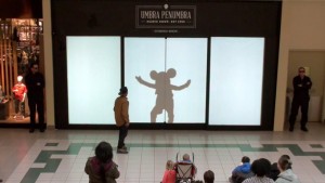 羨ましい!ディズニーがショッピングセンターで行ったサプライズ動画