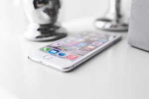 煽り過ぎ注意!「iPhoneの動きを軽くする隠しコマンド」が拡散中