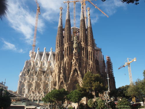 Sagrada família 2026 completion 2