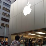 iPhone 5s/5c購入のために既にApple Store 銀座に行列ができていると話題