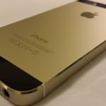 この発想はなかった！iPhone 5sのゴールドとスペースグレイのパーツを組み合わせたブラック&ゴールドモデルが登場！