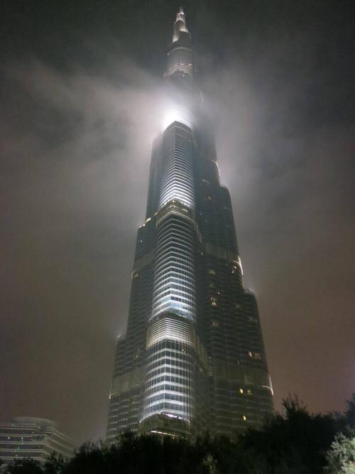 That is one incredible structure The clouds were at its mid point  Imgur