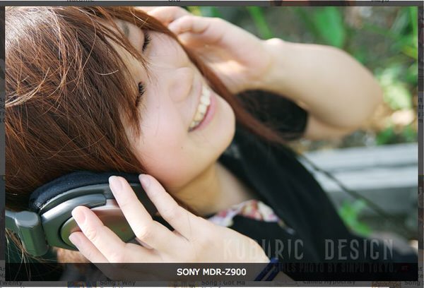 Headphone girls 4 1