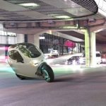 未来がやってきた！自動でバランスを取って絶対に倒れないバイク「Lit Motors C-1」