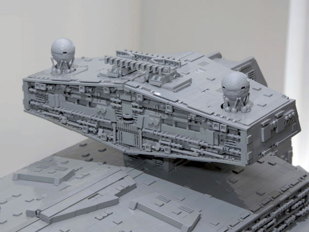 Lego Imperial Star Destroyer 2