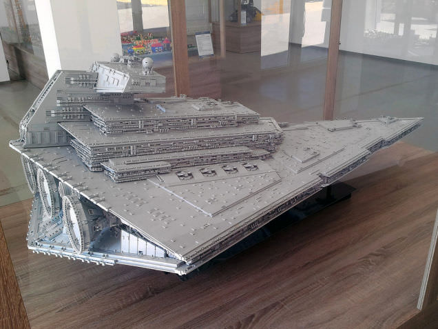 Lego Imperial Star Destroyer 8