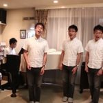 ちょっと不気味だけど上手い！「やさしさに包まれたなら」を1人6役で歌った動画