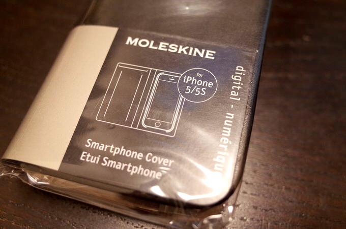 Iphoneaccessory moleskine case 1