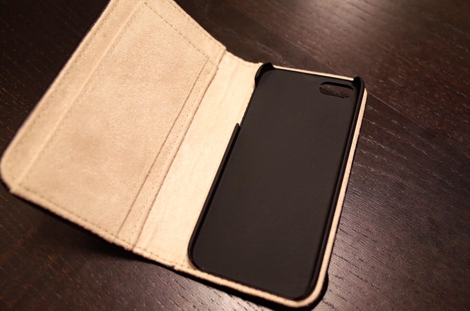 Iphoneaccessory moleskine case 3