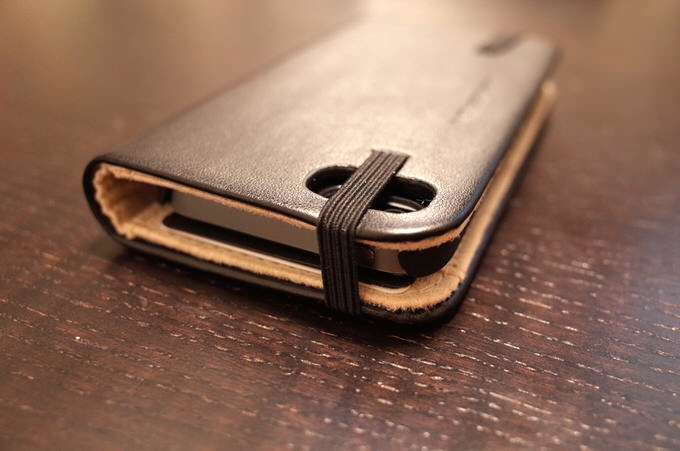 Iphoneaccessory moleskine case 8