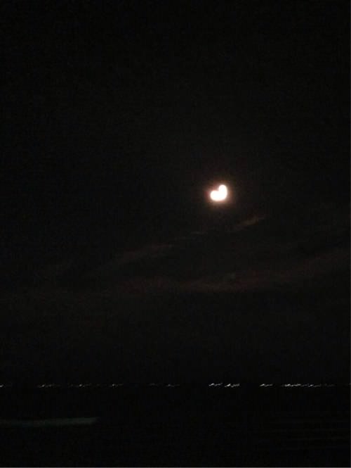supermoon_heart.jpg Supermoon heart