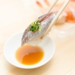 割り箸が猛毒?中国産の割り箸を水槽に入れたら金魚が死んだ