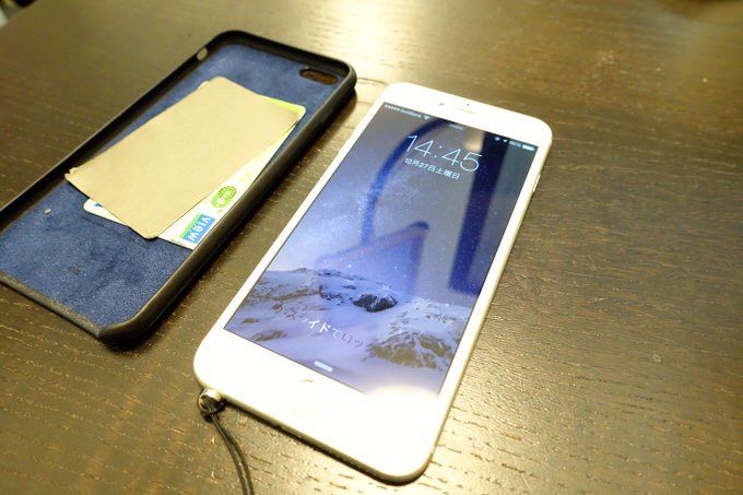 【小技】iPhone 6 PlusとApple純正ケースの組合せならSuicaが入る！