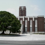 【画像】京都大学の卒業式が今年もコスプレだらけで自由すぎると話題