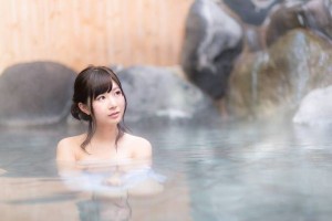 Aカップ=みかん1個分?女性のバストサイズによる重さを果物で表した一覧表が話題