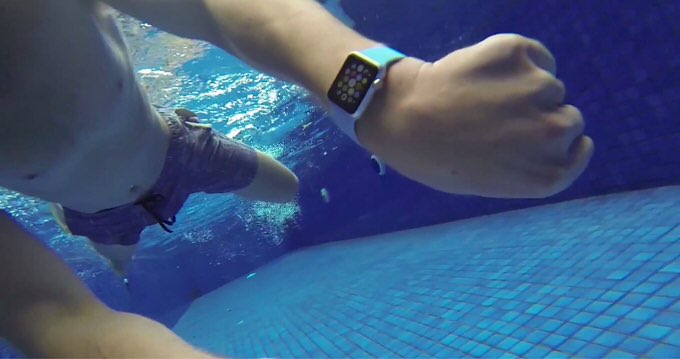 予想以上の防水性能！Apple Watch Sport 防水テストの結果、15分泳いでも問題なし！