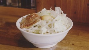 ジロリアン必見!ラーメン二郎インスパイア系楽曲「ニンニク入れますか?」のMVが公開!