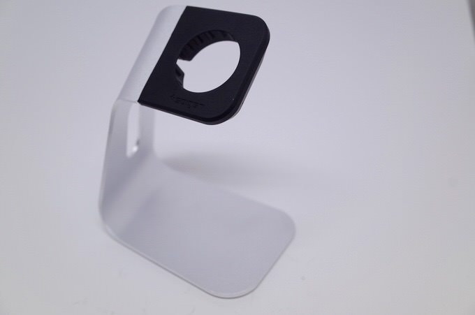 Apple watch stand 1