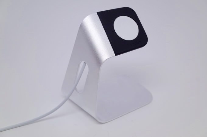 Apple watch stand 7