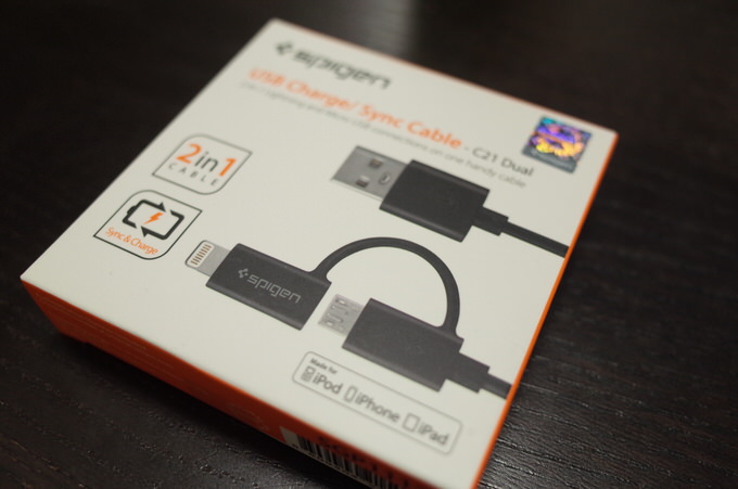 1本でLightningとマイクロUSBを使うことができるSpige「USB Charge / Sync Cable」