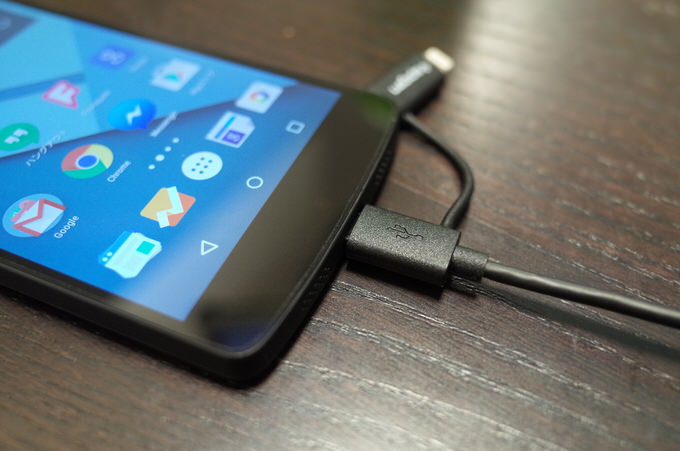 SPIGEN USB Charge sync cable 2 in 1 4