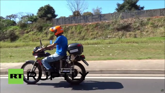 超凄い！水1リットルで500km走るバイクがブラジルで発明されたぞ！