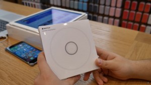 Apple純正のApple Watchドックが一部のApple Storeで発売(追記:日本でも発売)