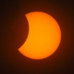 3月9日は日食、日本全国で観測可能!東京では10時12分、福岡は9時56分