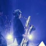 黒いさかなクン再び!今度はスカパラのライブにバスサックスで参戦した動画が公開