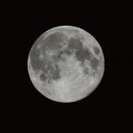 14日夜は「スーパームーン」、最も大きく見える時間は? 次のスーパームーンは?