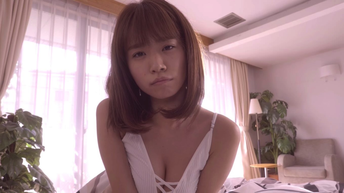 Iカップグラドル菜乃花が朝から「ねぇねぇ◯◯◯しよ?」という動画がエロけしからん
