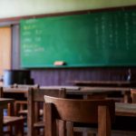 「学校の校歌を総合的に要約してみた」という歌詞に共感するユーザーが続出