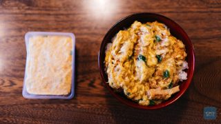 凄すぎる…!! 30秒で完成する「カツ丼」が想像以上のクオリティ