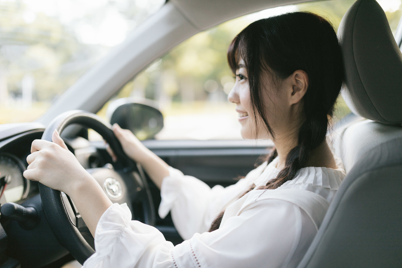 「煽り運転をされた場合どうする？」ベストカー編集部が対応を指南