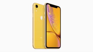 iPhone XR、auでの販売価格は98,400円から