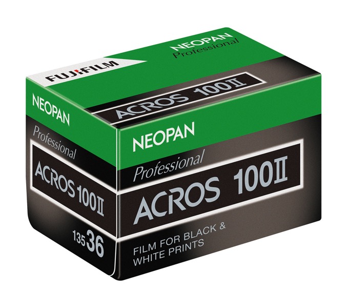 富士フィルム、黒白フィルムの販売継続を望む声に応え「ネオパン100 ACROSⅡ」を新開発