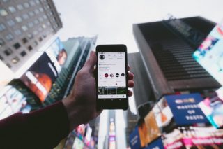 Instagram、”ネトスト”に活用されていた「フォロー中」タブを廃止