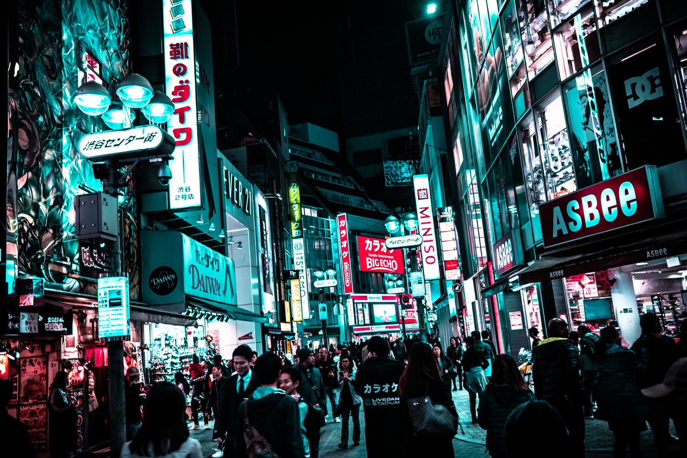 渋谷ハロウィン対策・予算1億円、25日から路上飲酒禁止　渋谷区観光協会がマナー啓発運動も開始