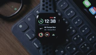 Apple Watchに新色「ブルー」追加か、急速充電に対応する可能性も