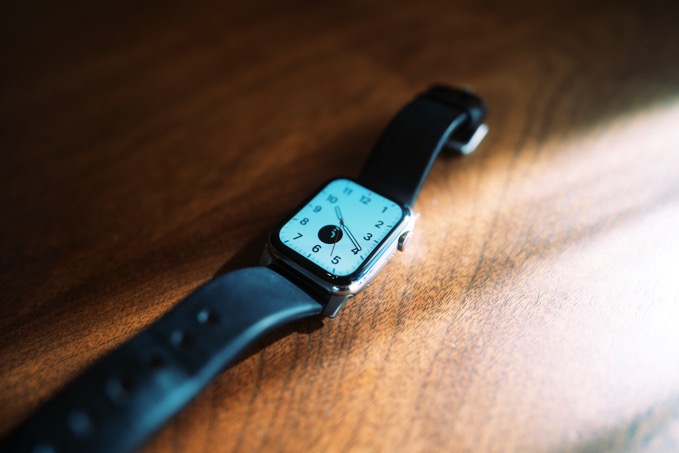 apple-watch-nomad-active-strap-2.jpg