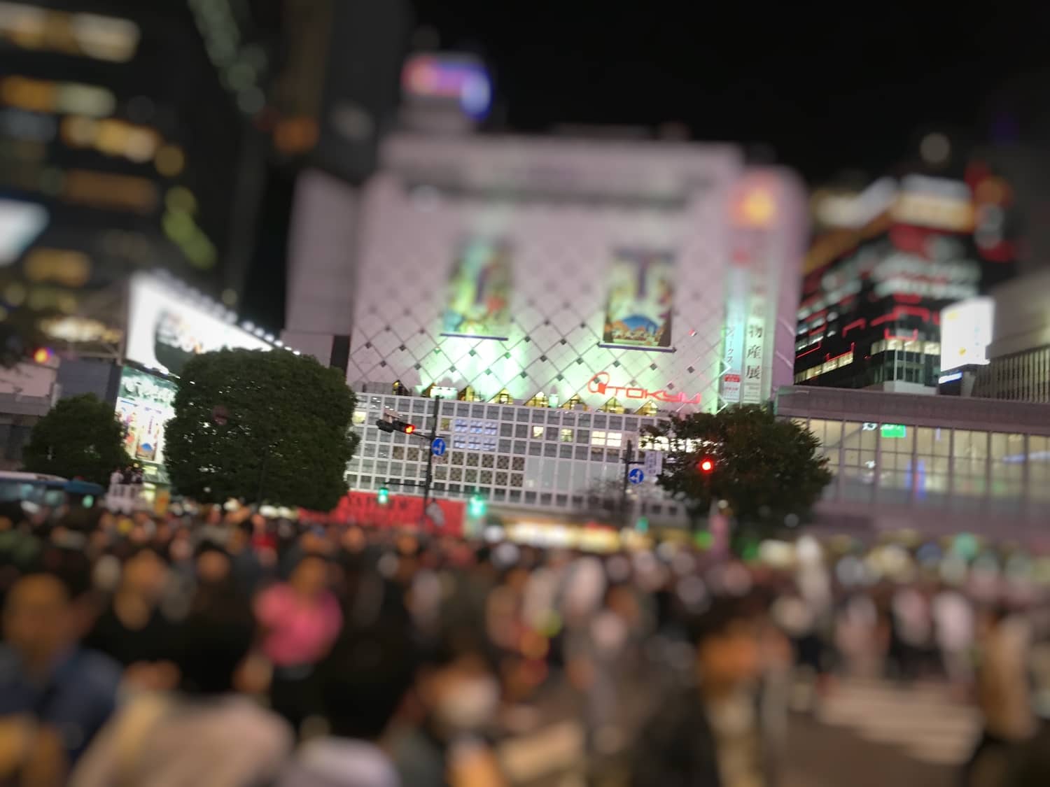 渋谷ハロウィン、画像まとめ。スクランブル交差点の人流はコロナ前比4%増