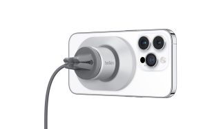 Appleが初めて認定する「MagSafe車載充電器」がBelkinから登場。お値段なんと99.95ドル